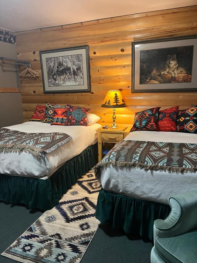 Muskie Bay Resort Nestor Falls ภายนอก รูปภาพ